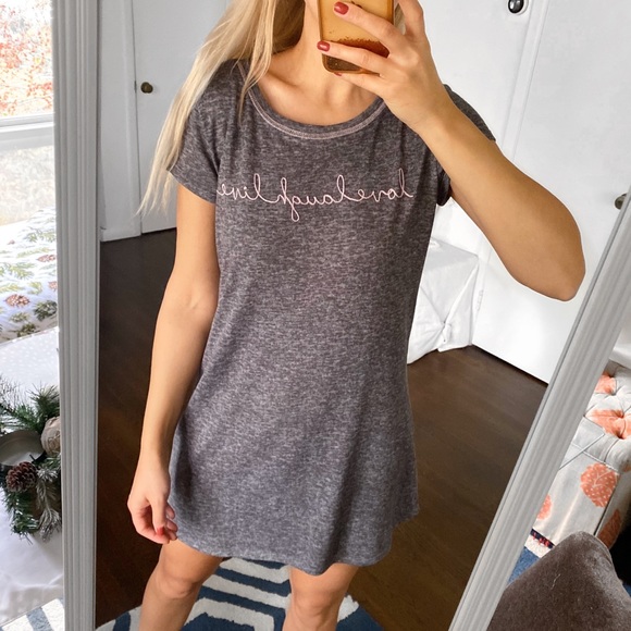 🌙 LAURA ASHLEY ‘LOVE LAUGH LIVE’ SHORT SLEEVE NIGHTIE DRESS! - Picture 4 of 8